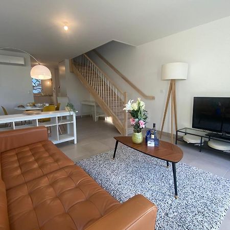 Roche Blanche - Terrasse Et Parking Apartment Nimes Luaran gambar
