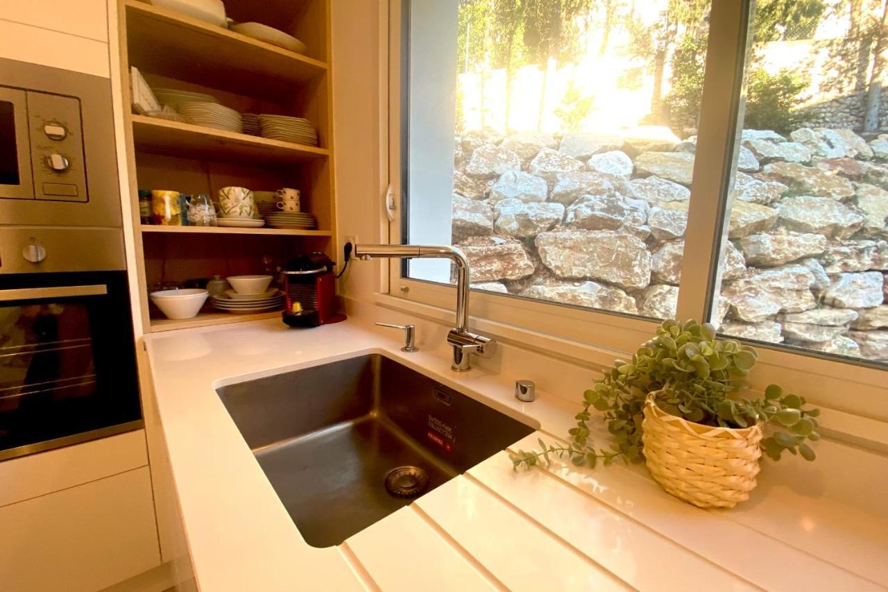 Roche Blanche - Terrasse Et Parking Apartment Nimes Luaran gambar